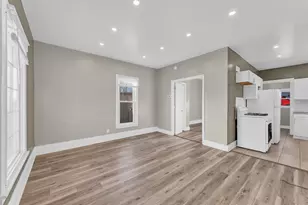 1130 S Memorial Dr, Racine, WI 53403 - Photo 17