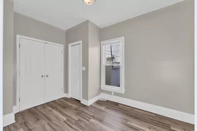 1130 S Memorial Dr, Racine, WI 53403 - Photo 11