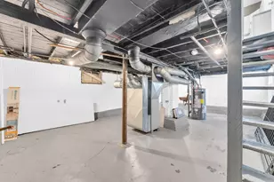 1130 S Memorial Dr, Racine, WI 53403 - Photo 29