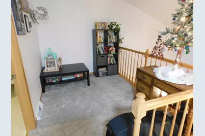 2412  Fox River Pkwy #L, Waukesha, WI 53189 - Photo 7