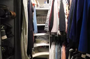 2412 Fox River Pkwy, Waukesha, WI 53189 - Photo 11