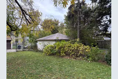 3050 N 24th Pl, Milwaukee, WI 53206 - Photo 3