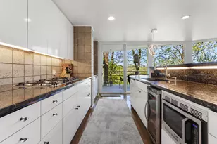 906 Tarrant Dr, Fontana, WI 53125 - Photo 15