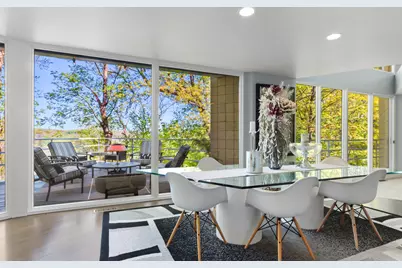 906  Tarrant Dr, Fontana, WI 53125 - Photo 7