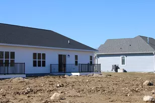 918 Drumlin Dr, Kewaskum, WI 53040 - Photo 21