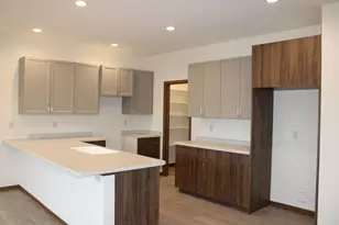 918 Drumlin Dr, Kewaskum, WI 53040 - Photo 3