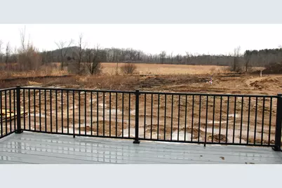 918  Drumlin Dr, Kewaskum, WI 53040 - Photo 7