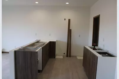 918  Drumlin Dr, Kewaskum, WI 53040 - Photo 3