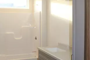 918 Drumlin Dr, Kewaskum, WI 53040 - Photo 11