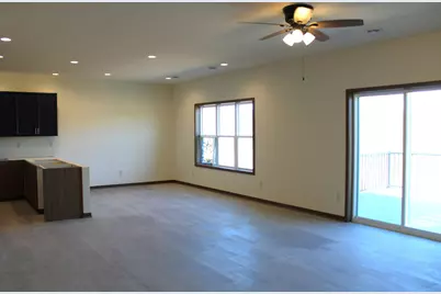 920  Drumlin Dr #Unit 2, Kewaskum, WI 53040 - Photo 5