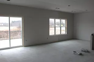 920 Drumlin Dr, Kewaskum, WI 53040 - Photo 5