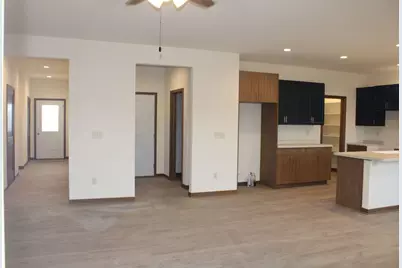 920  Drumlin Dr #Unit 2, Kewaskum, WI 53040 - Photo 7