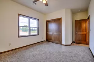 920 Drumlin Dr, Kewaskum, WI 53040 - Photo 9