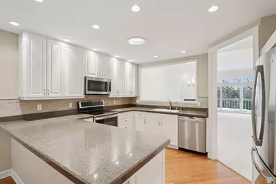 N14W30154  High Ridge Rd, Delafield, WI 53072 - Photo 11