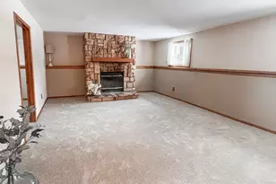 520 Greenmeadow Dr, Waukesha, WI 53188 - Photo 17