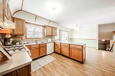 520  Greenmeadow Dr, Waukesha, WI 53188 - Photo 3