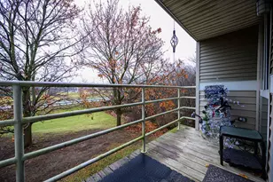 801 W Puetz Rd, Milwaukee, WI 53154 - Photo 11