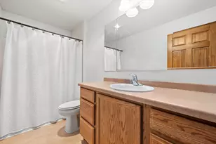 3508 E Whittaker Ave, Cudahy, WI 53110 - Photo 15