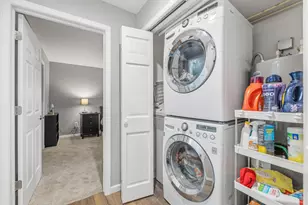 N16W26593 Tall Reeds Ln, Pewaukee, WI 53072 - Photo 17