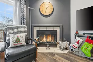 N16W26593 Tall Reeds Ln, Pewaukee, WI 53072 - Photo 3