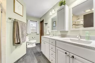 7230 S 38th St, Franklin, WI 53132 - Photo 11