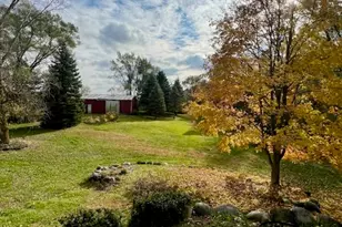 W1049 Co Rd D, Spring Prairie, WI 53105 - Photo 71