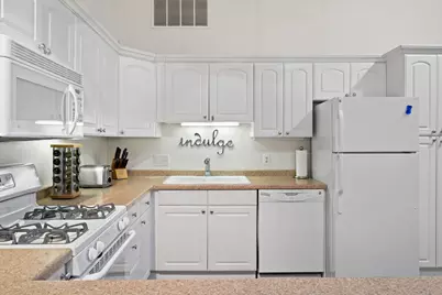 521  Bristol Oak Ct #D, Fontana, WI 53125 - Photo 11