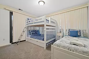 521 Bristol Oak Ct, Fontana, WI 53125 - Photo 17