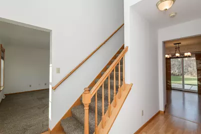 3212  Redbird Ln, Racine, WI 53402 - Photo 5