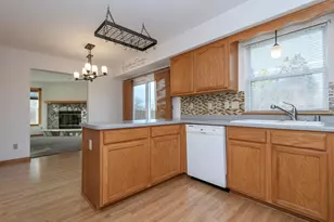 3212 Redbird Ln, Racine, WI 53402 - Photo 15