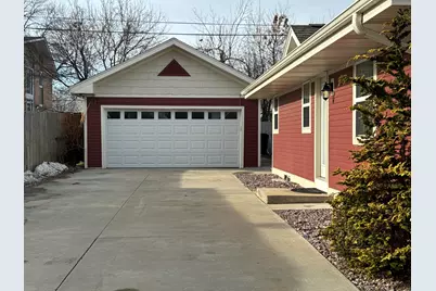 2524  Loraine Ave, Racine, WI 53404 - Photo 3