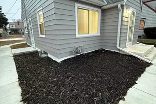 4853 N 60th St, Milwaukee, WI 53218 - Photo 9