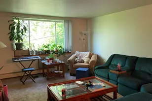 1315 E Elmdale Ct, Shorewood, WI 53211 - Photo 9