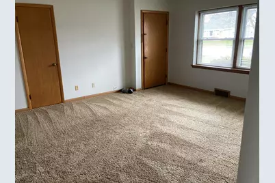 1002  5th Ave, Grafton, WI 53024 - Photo 7