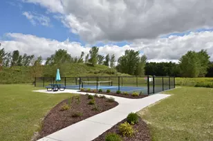 N17W26475 Meadowgrass Circle, Pewaukee, WI 53072 - Photo 27