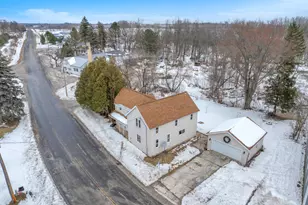 13113 Pioneer Rd, Meeme, WI 53063 - Photo 17