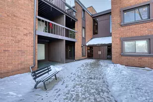 4215 N 100th St, Milwaukee, WI 53222 - Photo 25