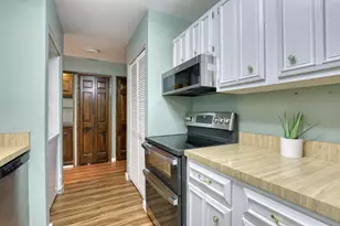 4215 N 100th St, Milwaukee, WI 53222 - Photo 3