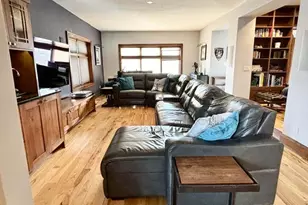 802 E Silver Spring Dr, Whitefish Bay, WI 53217 - Photo 7