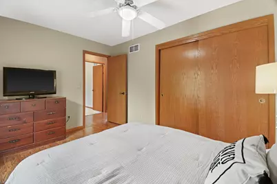 2606  Park Forest Dr, West Bend, WI 53090 - Photo 23