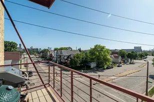 215 W Maple St, Milwaukee, WI 53204 - Photo 25