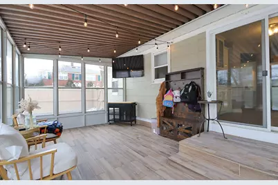 5000 N Shoreland Ave, Whitefish Bay, WI 53217 - Photo 23