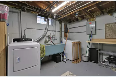 5000 N Shoreland Ave, Whitefish Bay, WI 53217 - Photo 21