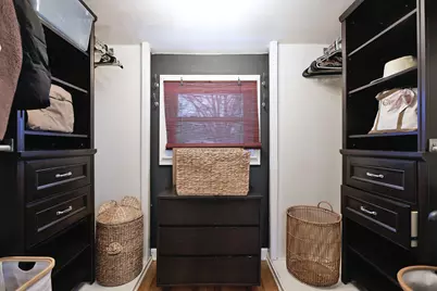 5000 N Shoreland Ave, Whitefish Bay, WI 53217 - Photo 13