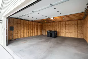 6840 Carlin Ct, Racine, WI 53406 - Photo 5