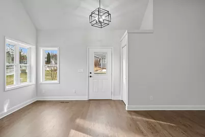 132  Fontana Ave, Fontana, WI 53125 - Photo 7