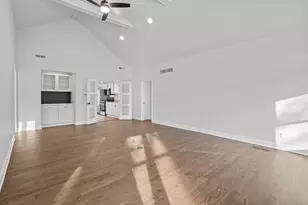 132 Fontana Ave, Fontana, WI 53125 - Photo 9