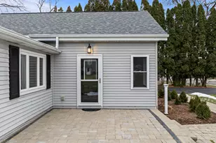 132 Fontana Ave, Fontana, WI 53125 - Photo 61