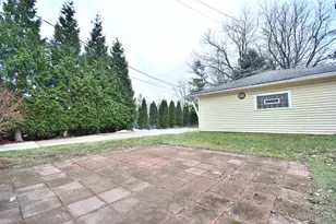 5727 W Wisconsin Ave, Wauwatosa, WI 53213 - Photo 33