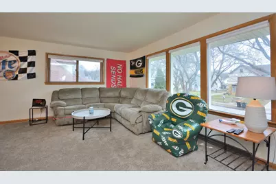 5727 W Wisconsin Ave #5729, Wauwatosa, WI 53213 - Photo 5